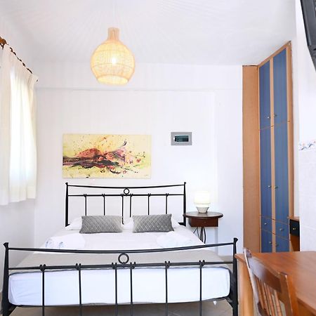 Oneiro Rooms Kythnos Kanala Eksteriør bilde