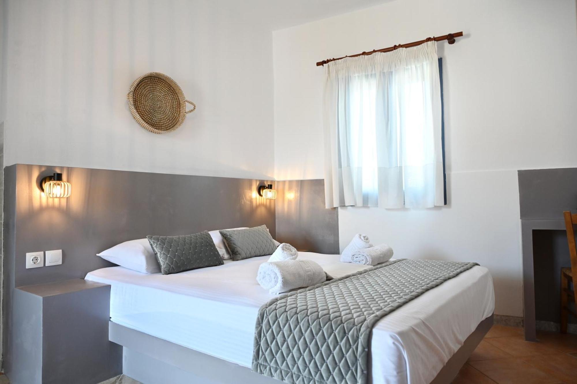 Oneiro Rooms Kythnos Kanala Eksteriør bilde